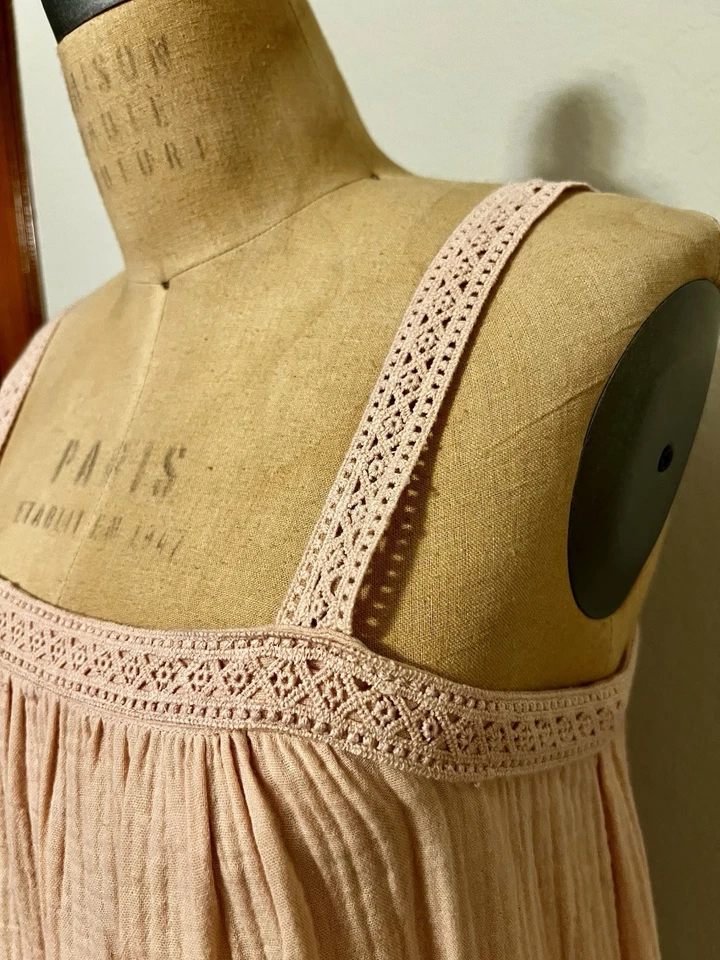 Платье Magaschoni маленькое розовое органическое муслиновое хлопковое марлевое многоярусное богемное - Изображение 3 из 4