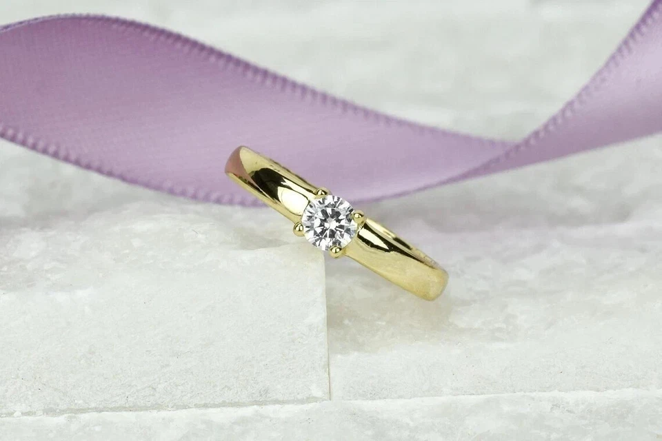 Anillo de compromiso de oro amarillo de 14 k de diamantes de corte redondo VVS1 de 1,10 quilates FN Foto 4 de 4