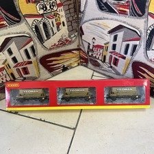 Hornby R6511 PGA Wagon Pack of 3 Weathered