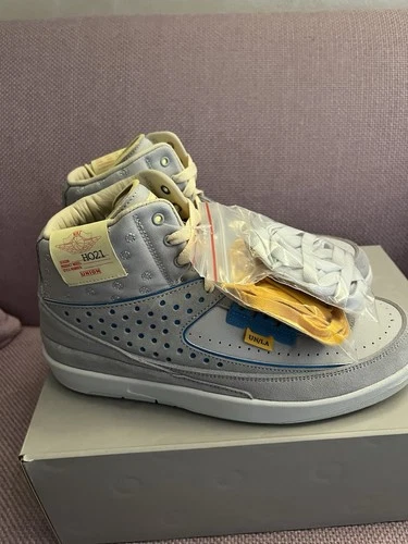 Air Jordan 2 Retro SP - Union Grey