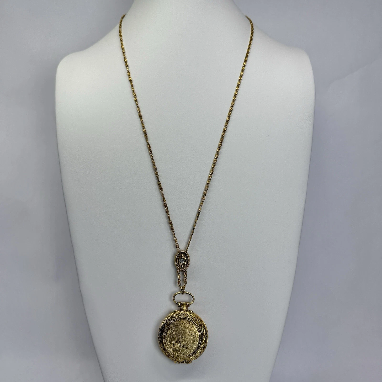 MAX FACTOR Precious Time Locket Gold Tone Vintage Necklace Jewelry N264