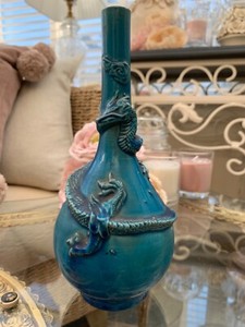 ANTIQUE CHINESE TURQUOISE DRAGON SLIM SPILL VASE