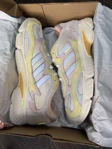 adidas temper run pride