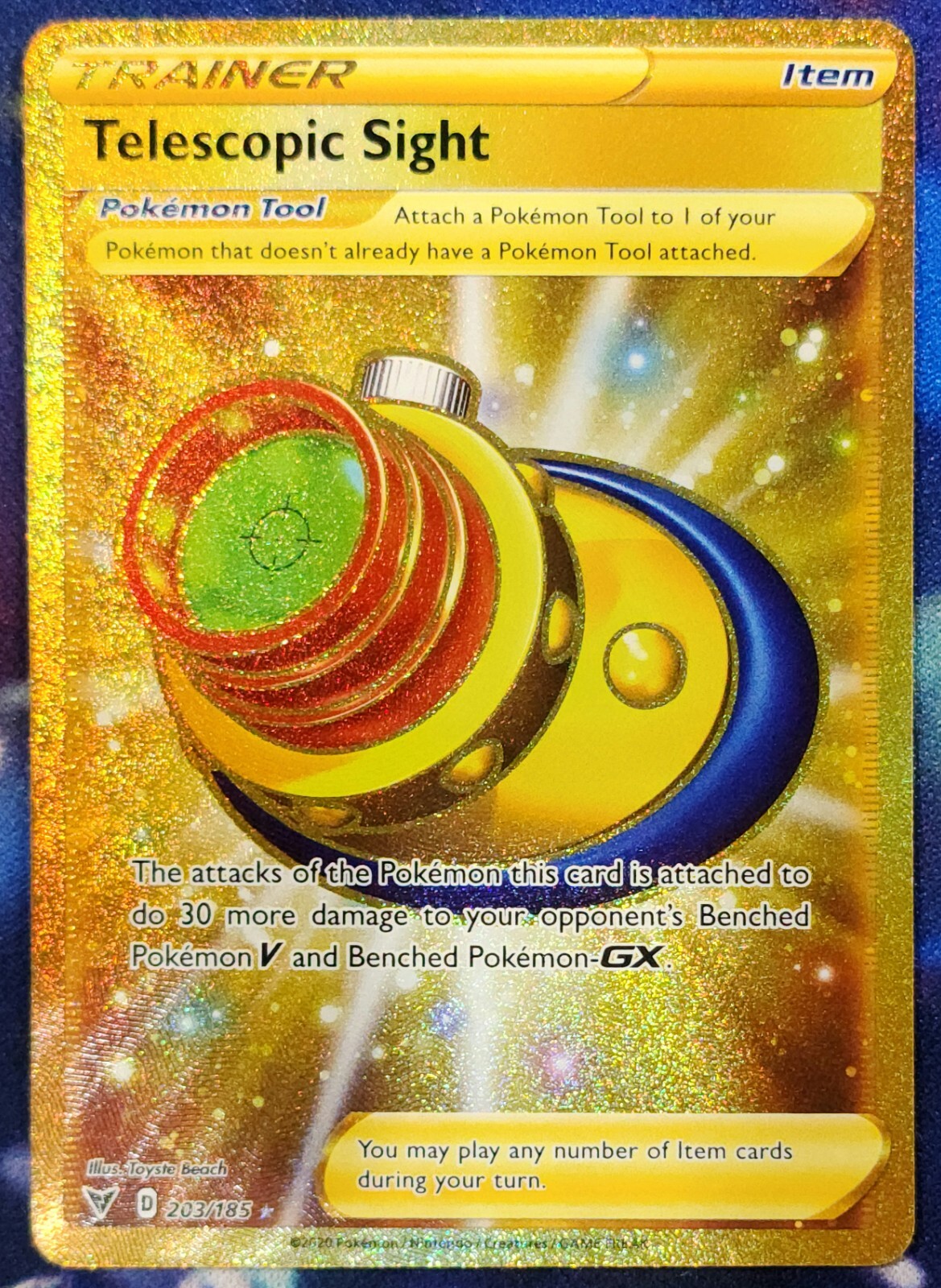 2020 Vivid Voltage - Telescopic Sight 203/185 Secret Rare Gold Pokemon Card