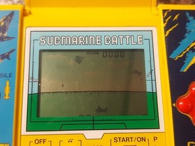 Game and Watch  Casio ( Submarine Battle ) cg-330 