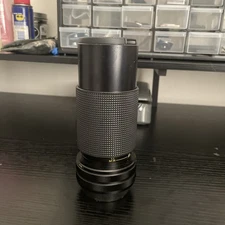 Vivitar 70-210 mm 1:4.5-5.6 Macro Focusing Zoom 52 mm Lens