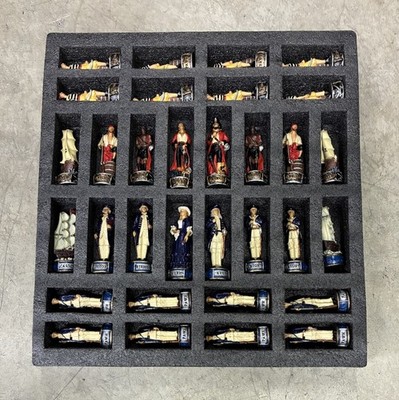Pirates vs Royal Navy Chess pieces Set excellent condition hand painted No Board