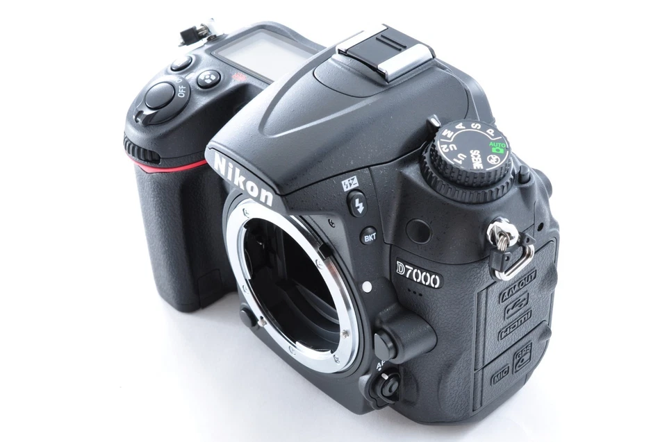 SC: 2421 (1,6%) [fast NEUWERTIG] Nikon D7000 digitale Spiegelreflexkamera... - Bild 4 von 4