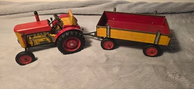 Zetor Blech Traktor mit Anhänger leicht bespielt verstaubt S074-76 - Bild 1 von 4