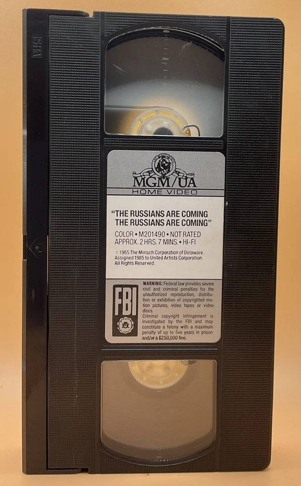 The Russians Are Coming, the Russians Are Coming VHS 1965, 1989 *Buy 2 Get 1* - Image 3 of 3