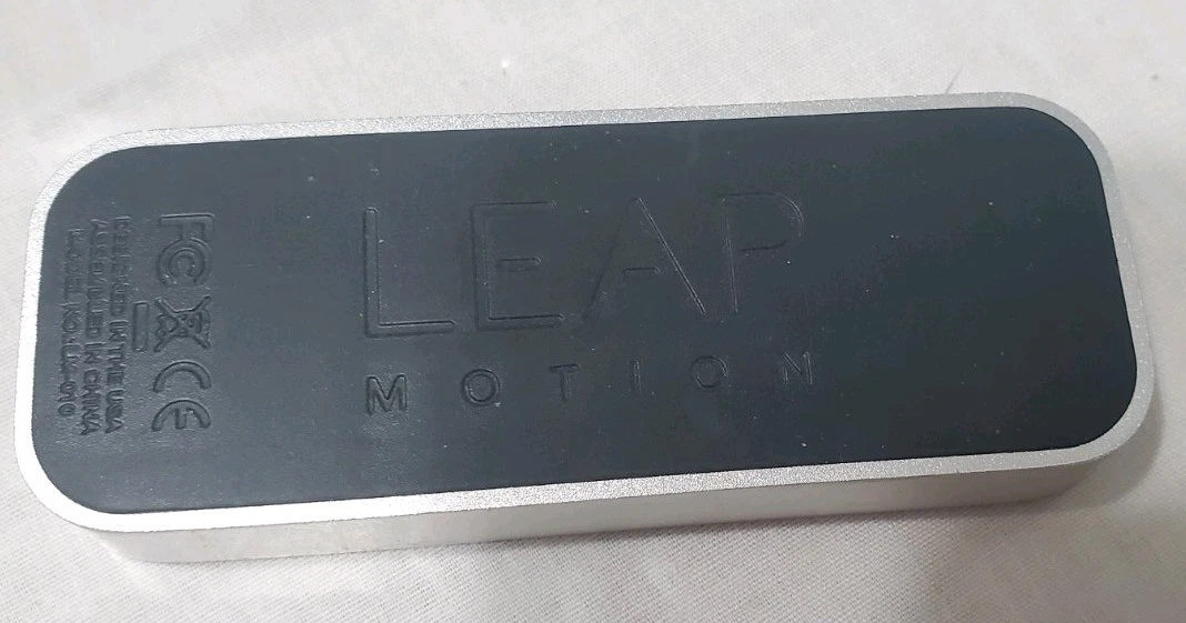 Leap Motion Virtual Reality Headsets, Parts & Accessories for sale