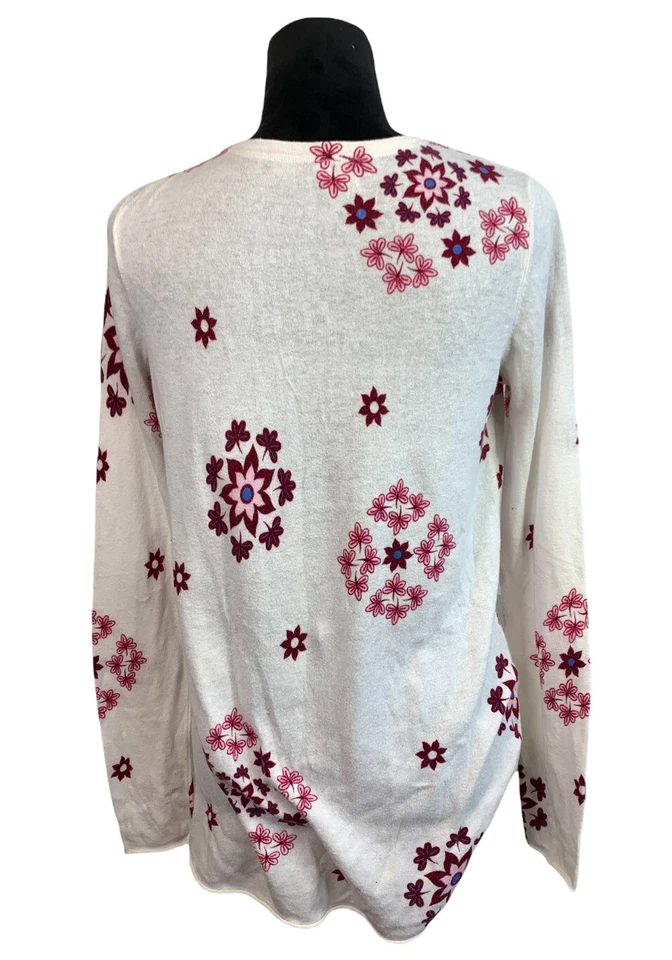 Suéter Pullover Kirra Talla L Algodón y Cachemira Blanco Floral Foto 4 de 4