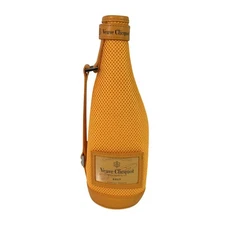 Limited Edition VEUVE CLICQUOT Thermal Bottle Jacket 750mL Travel Cooler w Strap
