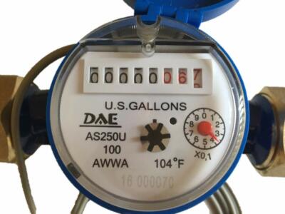 DAE AS250U-100P 1'' Water Meter, Pulse Output, Measured in Gallon + Couplings