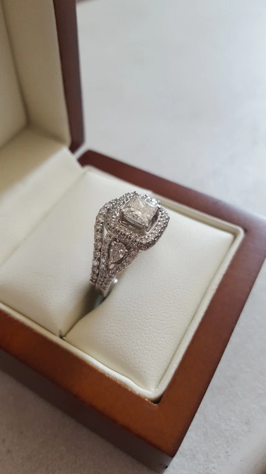 anillo de compromiso platino diamante alianza de boda Foto 2 de 4