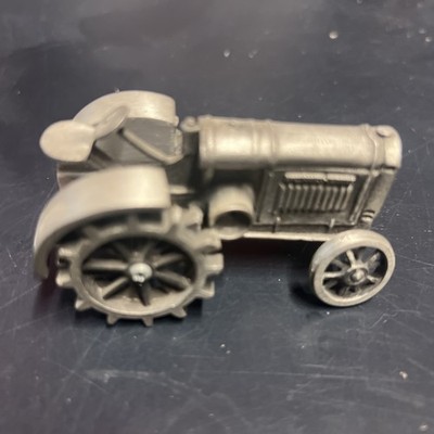 SPEC-CAST PEWTER CASE TRACTOR  1;43 SCALE NOS W/B  VINTAGE 1990s