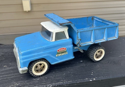 Vintage 1960s Tonka Hydraulic Blue Dump Truck, Pressed Steel