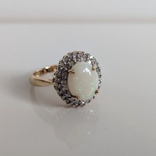 9ct Yellow Gold Opal Diamond Ring Size K 1/2 Hallmarked 375 Halo Oval 3.4g