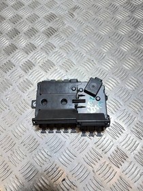 MERCEDES BENZ C CLASS W205 2.1 CDI DIESEL FUSE RELAY BOX 2015 A2055402850