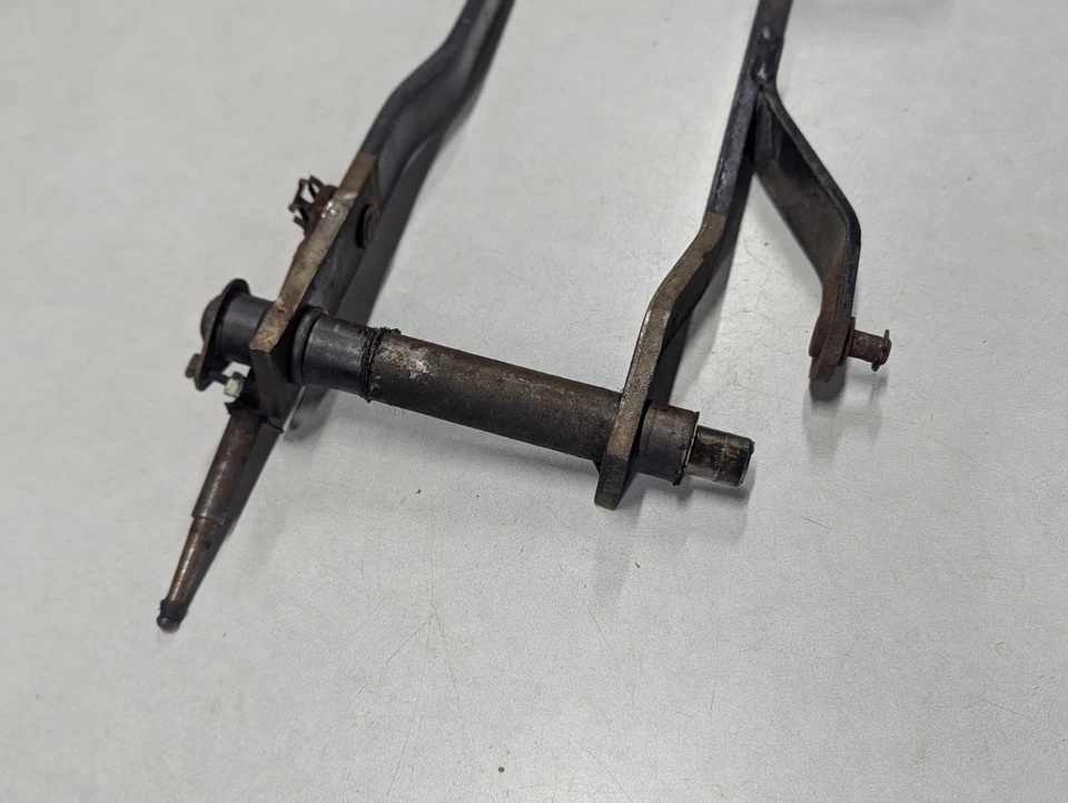 Pedales de freno y embrague Dodge Ram D150 D250 D350 1989-1993/W150 W250 W350 Foto 3 de 4