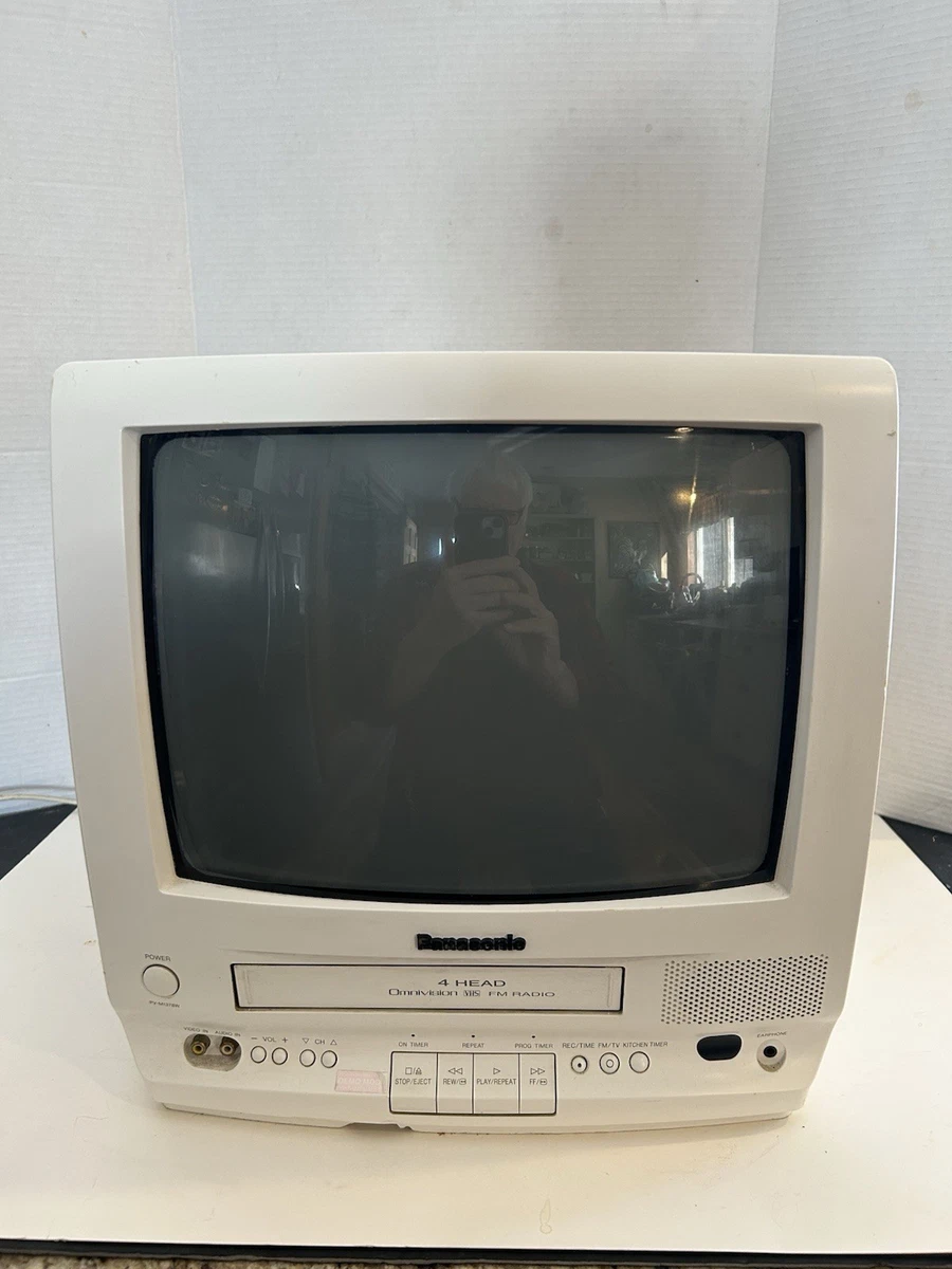 Panasonic Built - in VCR Less Than 20 in Screen CRT TVs for Sale