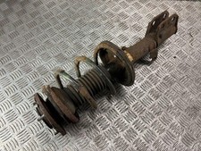 TOYOTA COROLLA Verso E12 Stoßdämpfer vorne links 2.00 Diesel 85kw 2005 34111372