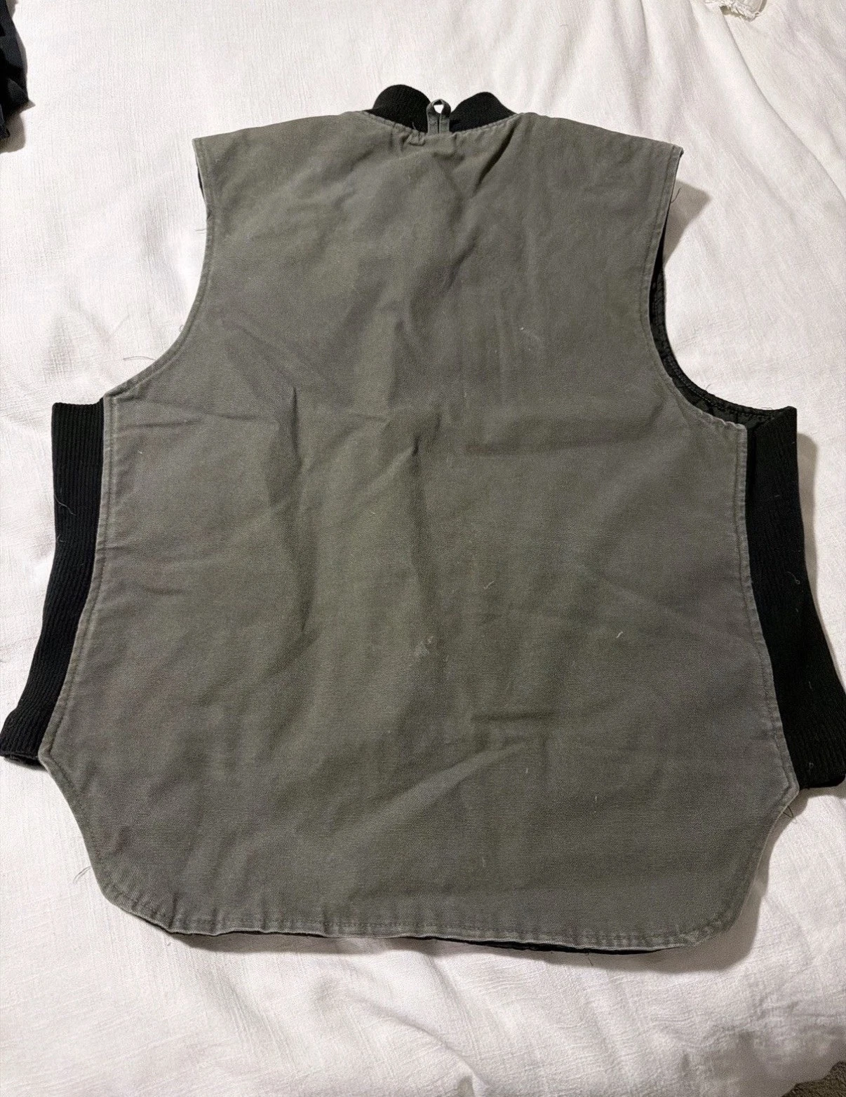 C.C. Filson Co. CCF Men's Insulated Quilted Lined Zip Work Vest Green L - product detail image 2