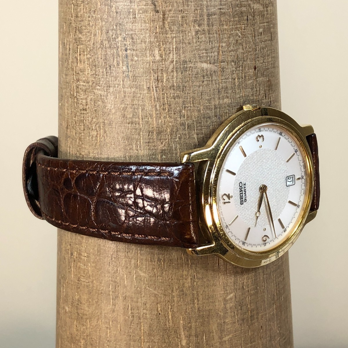 VTG Seiko Watch Men Gold Tone Gold Dial Date 35mm Round 7N29 VTG Seiko Watch Men Gold Tone Gold Dial Date 35mm Round 7N29