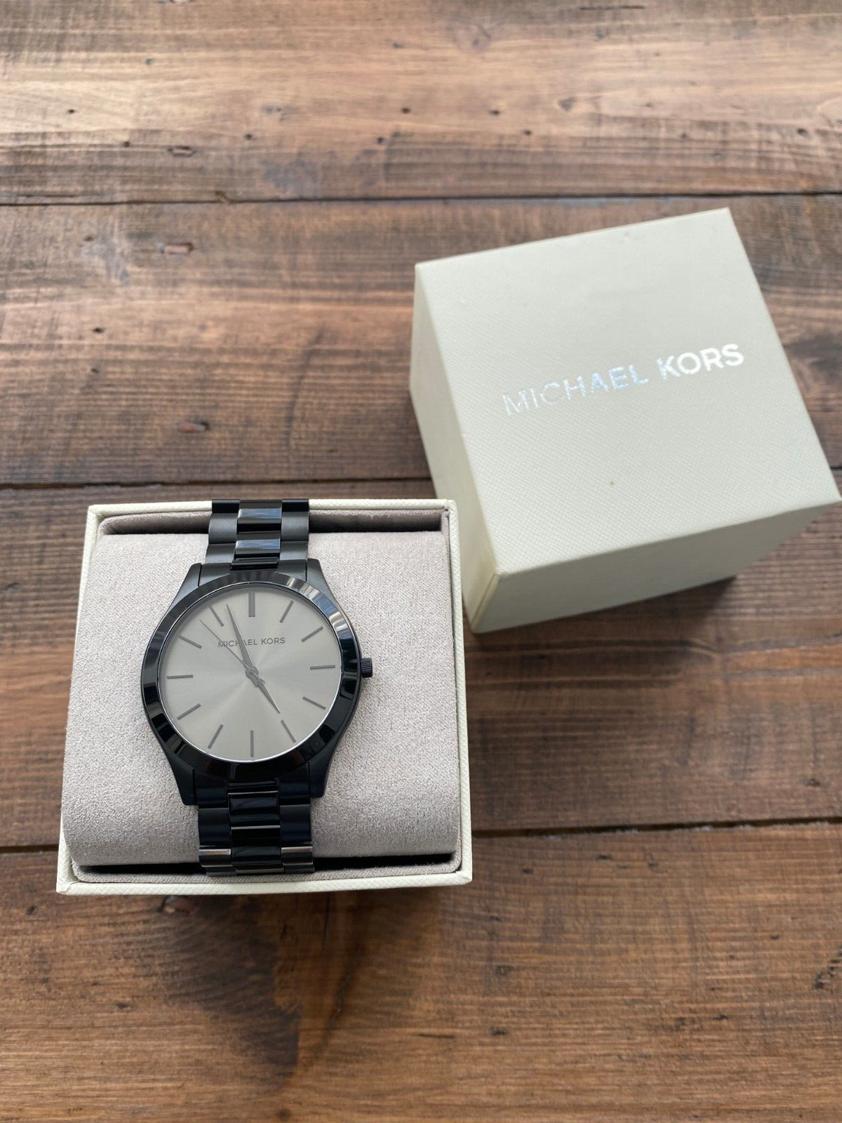 Mk8507q Michael Kors Slim Runway MK8507 Mens Quartz Watch for sale 