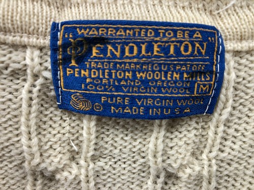 Pendleton Men’s Virgin Wool Cable Knit V Neck Sweater Pale Yellow Medium - Picture 2 of 12