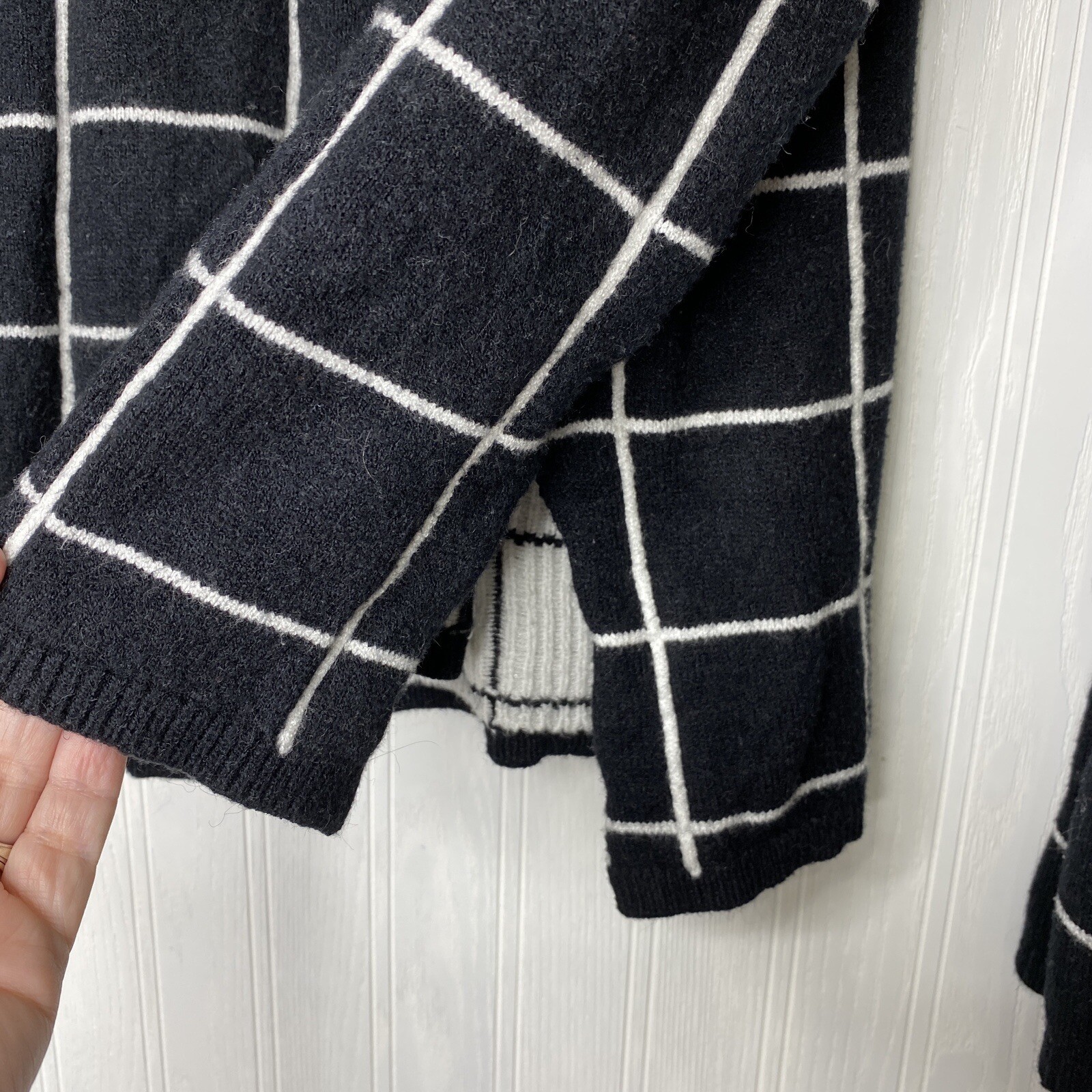 Black/White Windowpane Pullover Turtleneck Sweate… - image 4