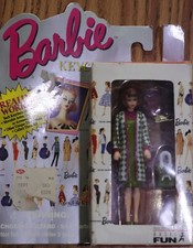 Vintage 1995 Barbie Keychain Teenage Fashion Model 705-0 Basic Fun Mattel