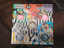 Super Cute Limited Edition Variety Looney Tunes Bath Bombs NEW