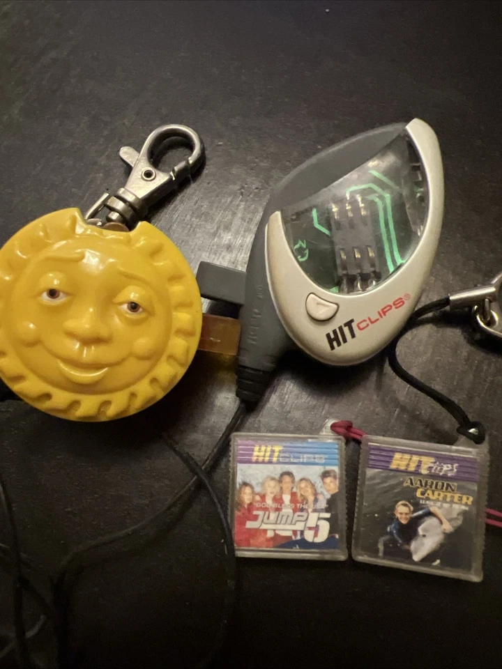 Vintage Sun Hit Clips Player with 2 Hit Clips - Image 2 of 2