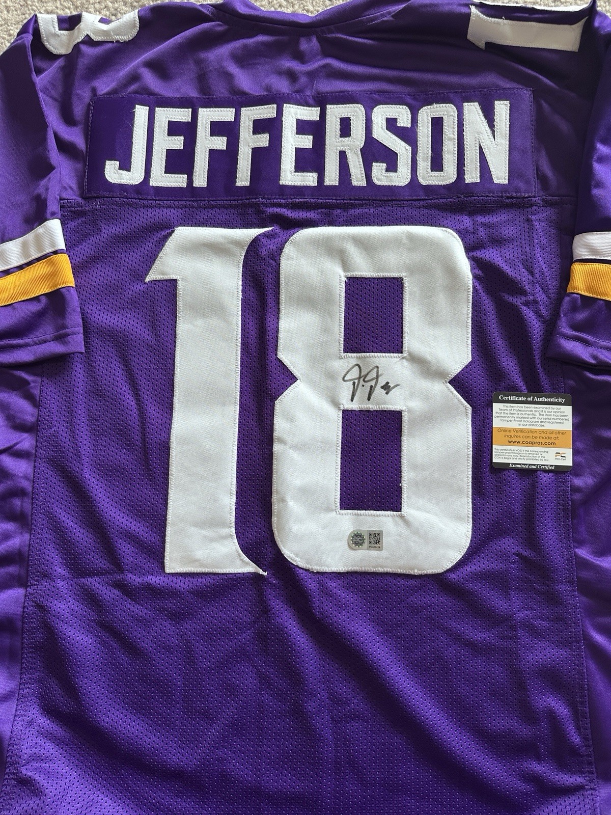 Picture 1 of 2