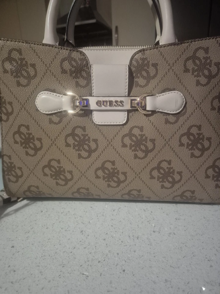 GUESS Handbag with Shoulder Strap - Image 2 of 4