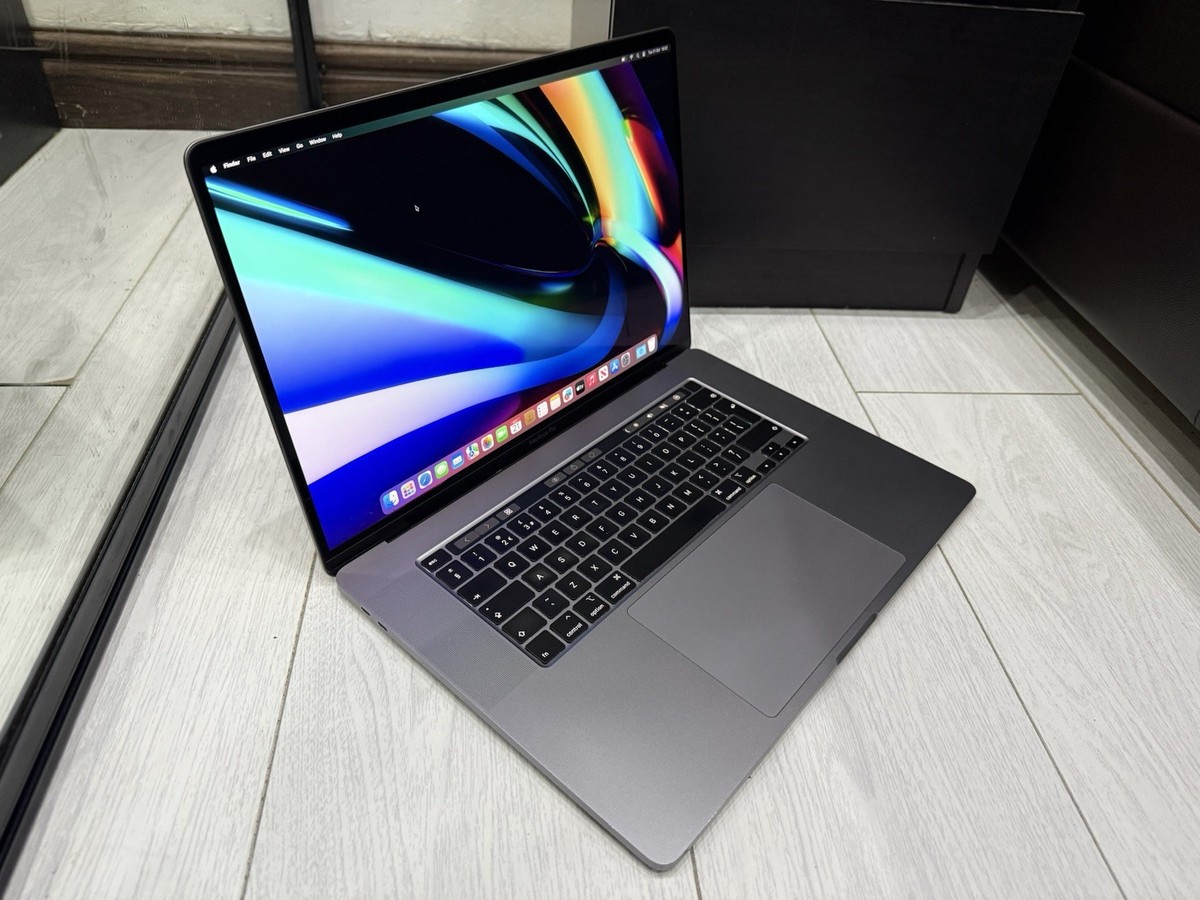 Apple MacBook Pro Retina 16” 2019 - 1TB SSD 32GB Ram 2.4GHz 8-Core