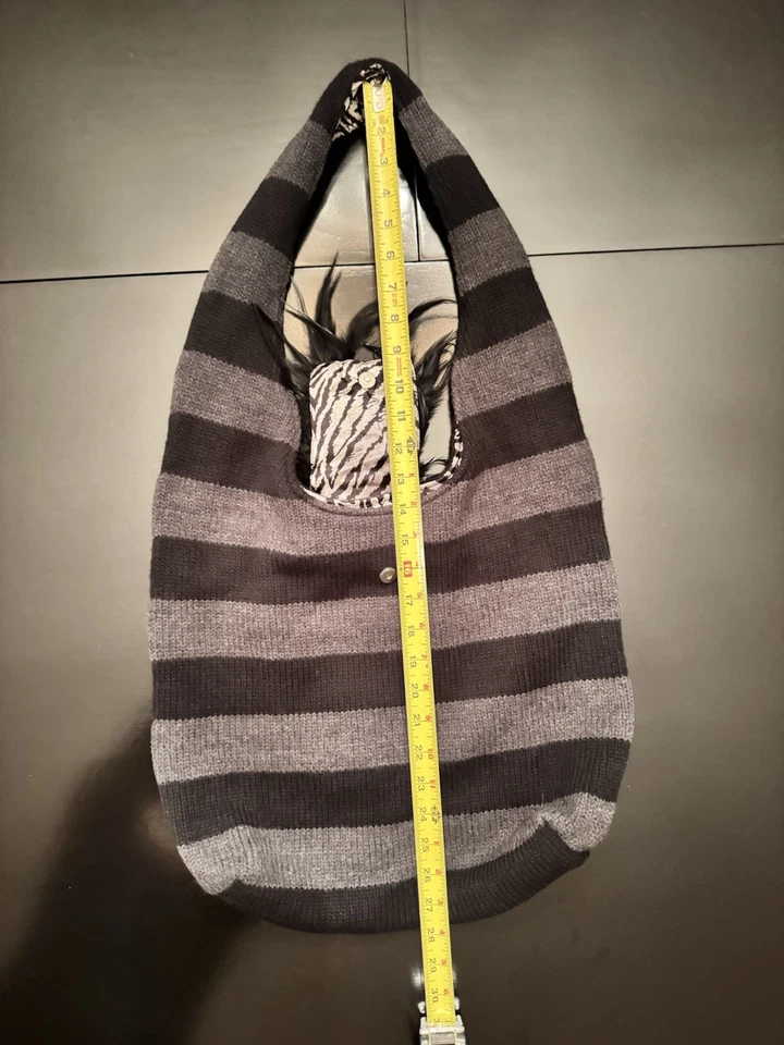 Bolso de hombro tejido hobo negro gris ALICE + OLIVIA by Stacey Bendet plumas sintéticas Foto 4 de 4