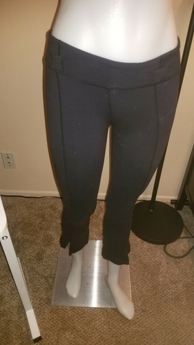 Lululemon Womens Sz 4 Capri Belt Loops 