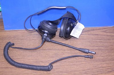 モトローラ　無線機　ヘッドセット　BDN6645A Motorola BDN6645A Headset W/ David Clark M-77 Aviation Microphone