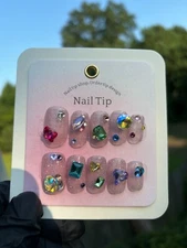 "Falling Jewelry Box" Rhinestone Handmade press on nail, make to order