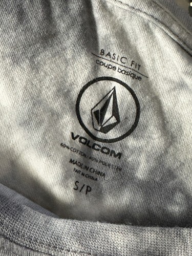 Volcom Mens Shirt White Long Sleeve Logo S Small * - Picture 3 of 3