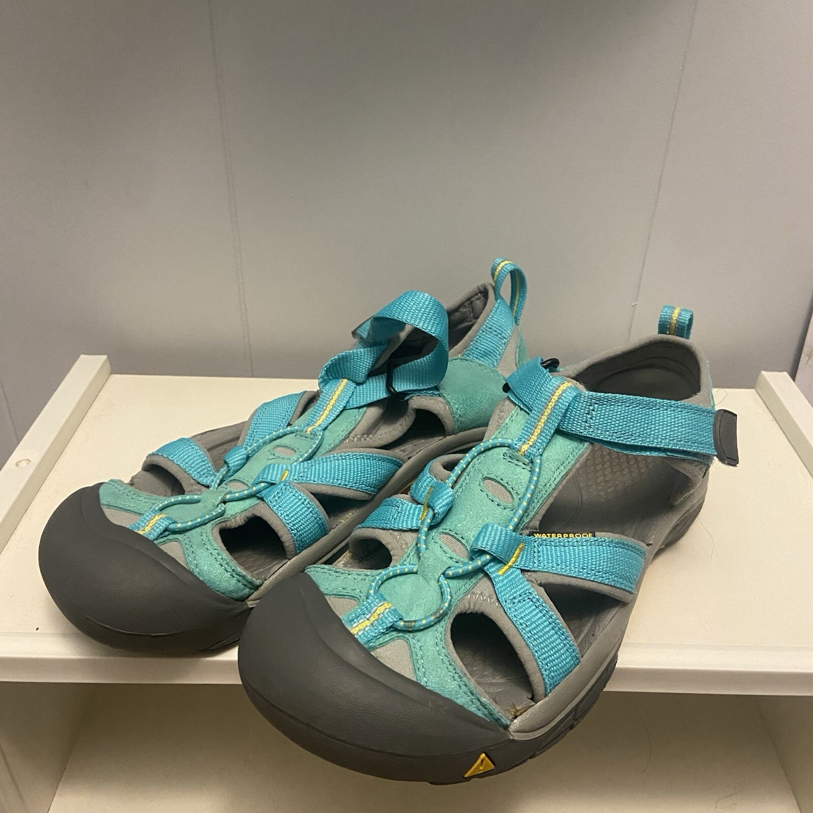 Sandalo pescatore impermeabile Keen Venice H2 Newport Hook & Loop taglia 5