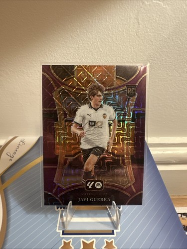 2023 Panini Select La Liga Purple Mojo Prizm Javi Guerra RC Rookie Valencia #195