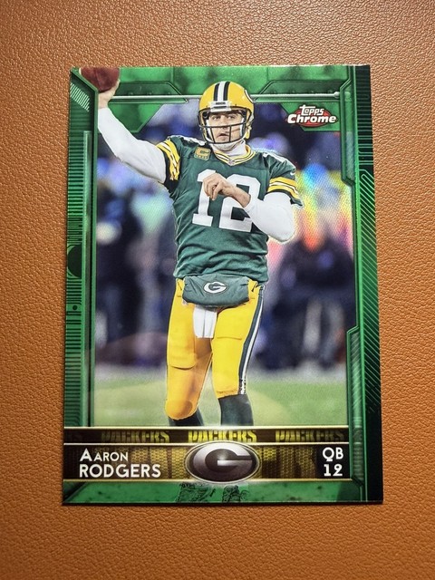 Aaron Rodgers 2015 Topps Chrome #2 Green Refractor Green Bay Packers