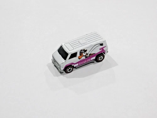 HOTWHEELS REDLINE SUPER VAN TOYS R US GEOFFREY 1976 HK NICE!