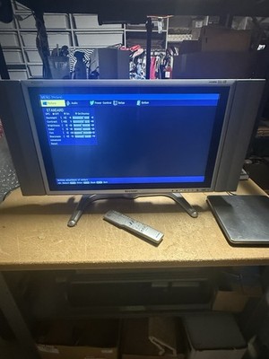 SHARP AQUOS LCD 26'' TV   LC-26GA5U HDMI A/V JACKS Gaming TESTED W/ remote