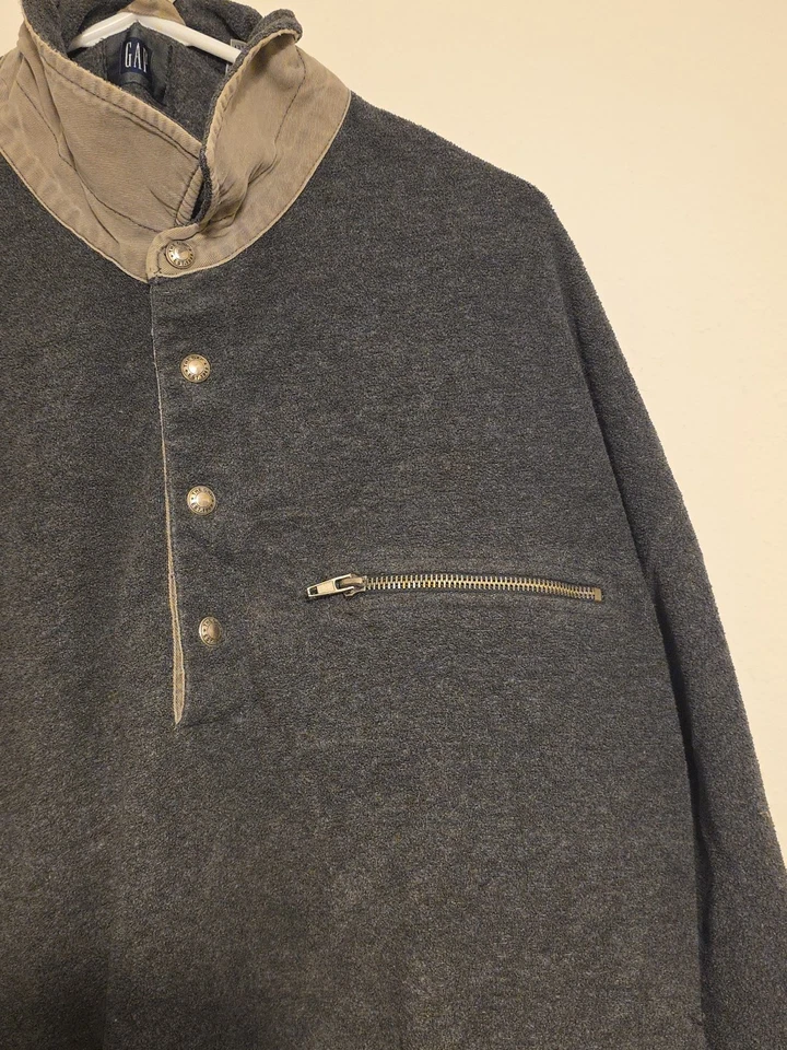 Camisa de manga larga Gap con bolsillo con cremallera y botón cuello cuarto #133106-26-1 Foto 4 de 4