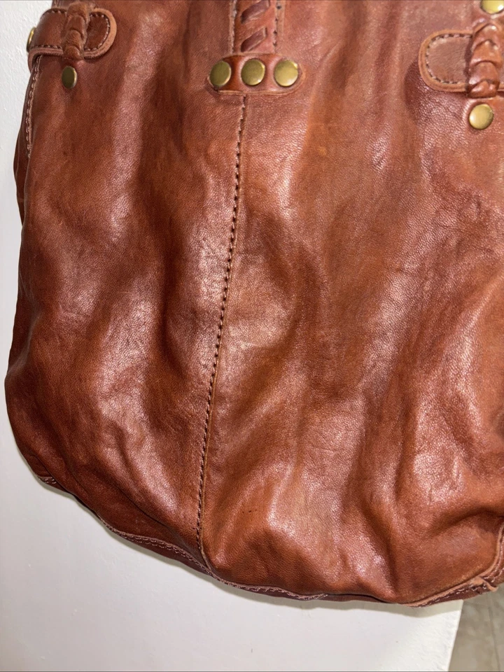 Lucky Brand Italian Leather Tfold over purse. Shoulder bag. - Image 4 of 4