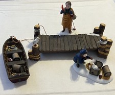 Department 56 New England Village Lobster Trappers #56589 Retired w/ Box